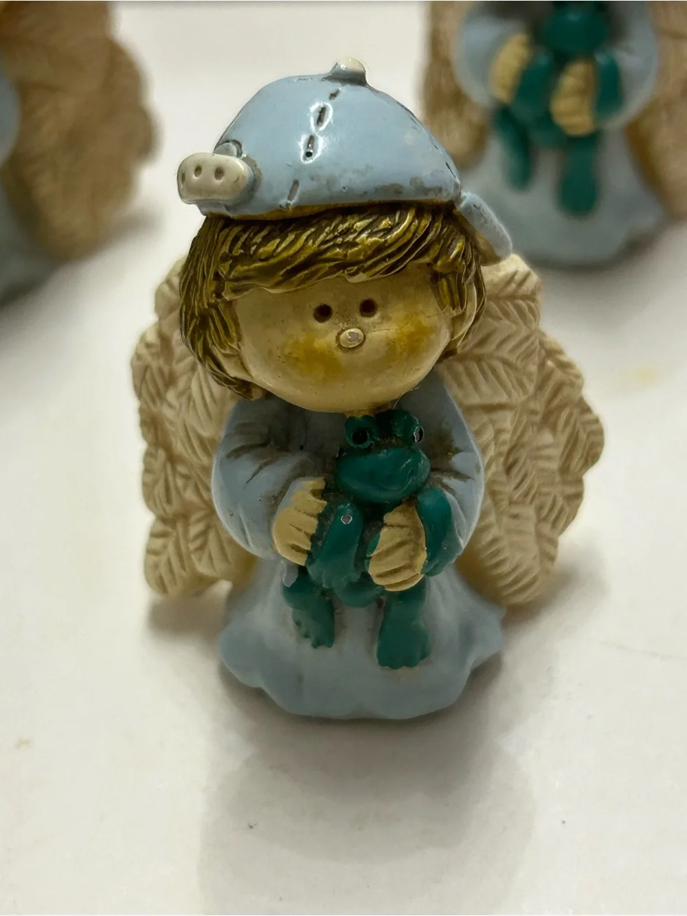 Vintage Guardian Angels by Suzi Skoglund Set of 6 Holding Frog and Cat